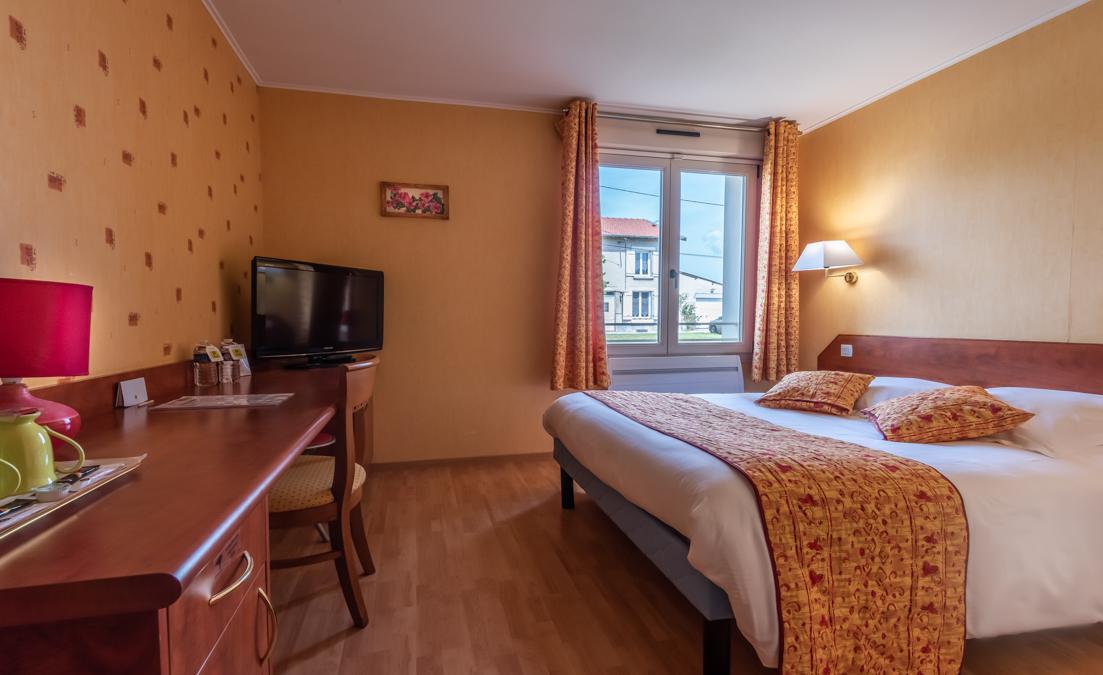 Logis Le Relais De Vacherauville Ngoại thất bức ảnh