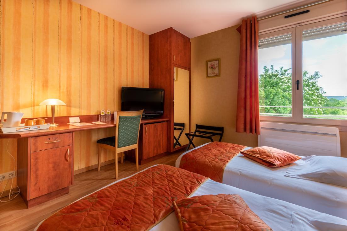 Logis Le Relais De Vacherauville Ngoại thất bức ảnh
