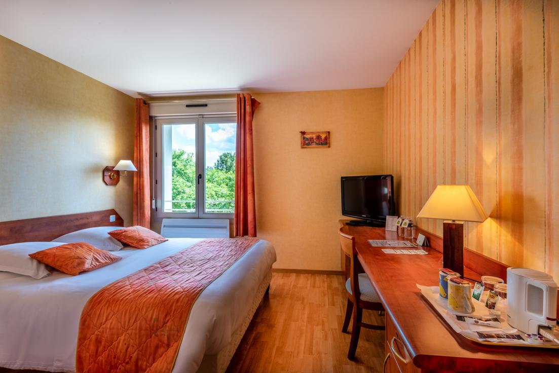 Logis Le Relais De Vacherauville Ngoại thất bức ảnh